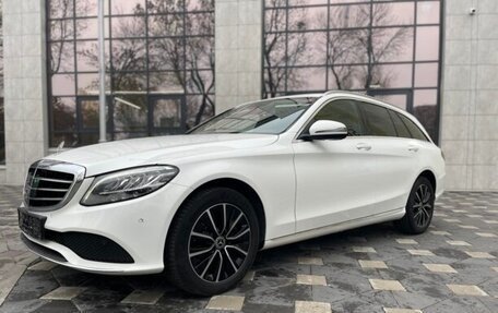 Mercedes-Benz C-Класс, 2019 год, 2 750 000 рублей, 8 фотография