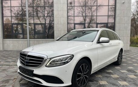 Mercedes-Benz C-Класс, 2019 год, 2 750 000 рублей, 10 фотография