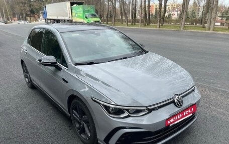 Volkswagen Golf VIII, 2021 год, 1 860 000 рублей, 2 фотография