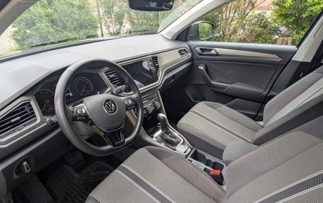 Volkswagen T-Roc I, 2021 год, 1 716 000 рублей, 5 фотография