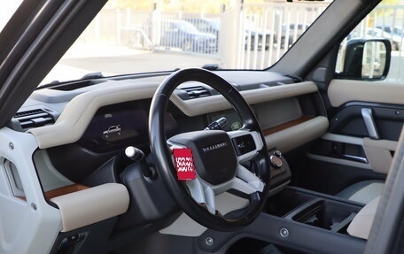 Land Rover Defender II, 2021 год, 3 450 000 рублей, 10 фотография