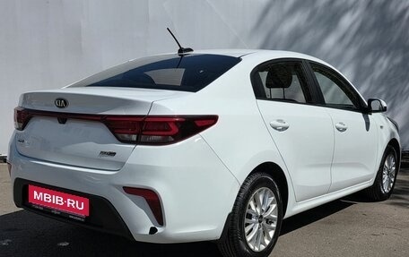 KIA Rio IV, 2018 год, 1 320 000 рублей, 5 фотография