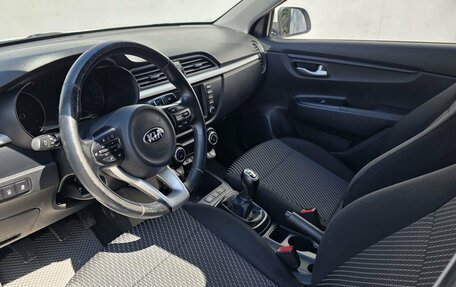 KIA Rio IV, 2018 год, 1 320 000 рублей, 9 фотография
