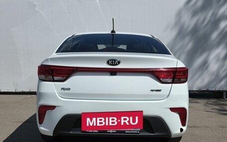 KIA Rio IV, 2018 год, 1 320 000 рублей, 6 фотография
