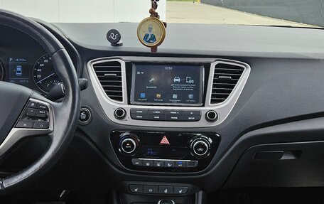 Hyundai Solaris II рестайлинг, 2019 год, 1 790 000 рублей, 12 фотография