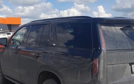 Cadillac Escalade V, 2023 год, 16 420 000 рублей, 3 фотография