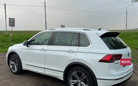Volkswagen Tiguan II, 2018 год, 2 800 000 рублей, 7 фотография