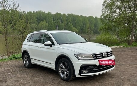 Volkswagen Tiguan II, 2018 год, 2 800 000 рублей, 4 фотография
