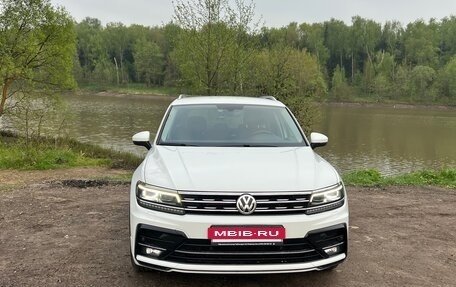 Volkswagen Tiguan II, 2018 год, 2 800 000 рублей, 8 фотография