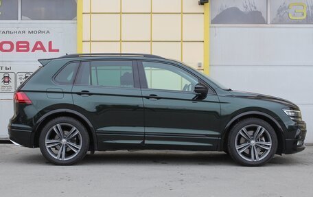 Volkswagen Tiguan II, 2018 год, 2 935 000 рублей, 7 фотография