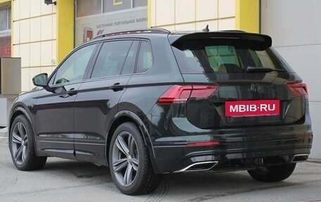 Volkswagen Tiguan II, 2018 год, 2 935 000 рублей, 4 фотография