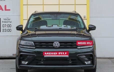 Volkswagen Tiguan II, 2018 год, 2 935 000 рублей, 9 фотография