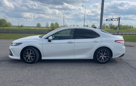 Toyota Camry, 2023 год, 3 950 000 рублей, 4 фотография