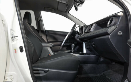 Toyota RAV4, 2017 год, 2 399 000 рублей, 23 фотография