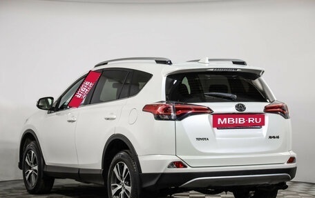 Toyota RAV4, 2017 год, 2 399 000 рублей, 7 фотография