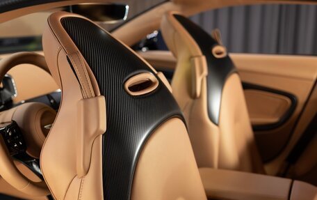 Aston Martin Vanquish, 2026 год, 62 913 000 рублей, 23 фотография