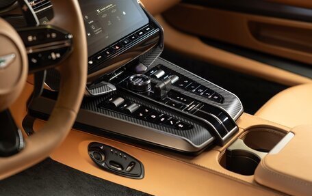 Aston Martin Vanquish, 2026 год, 62 913 000 рублей, 21 фотография