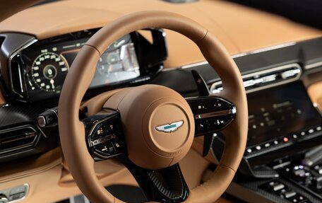 Aston Martin Vanquish, 2026 год, 62 913 000 рублей, 22 фотография