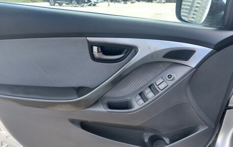 Hyundai Elantra V, 2011 год, 860 000 рублей, 13 фотография