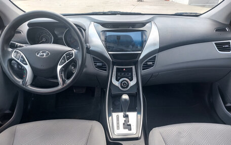 Hyundai Elantra V, 2011 год, 860 000 рублей, 10 фотография