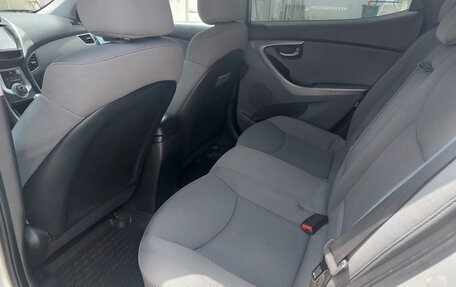 Hyundai Elantra V, 2011 год, 860 000 рублей, 17 фотография