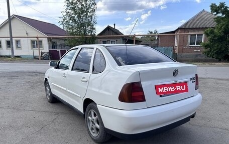 Volkswagen Polo III рестайлинг, 1998 год, 185 000 рублей, 3 фотография