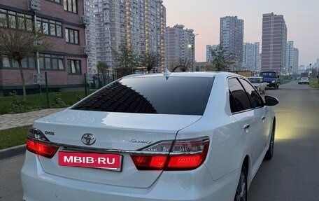 Toyota Camry, 2015 год, 1 900 000 рублей, 3 фотография