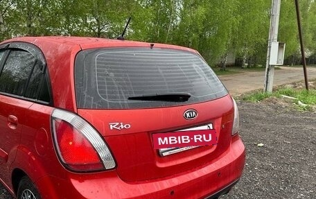 KIA Rio II, 2010 год, 650 000 рублей, 3 фотография