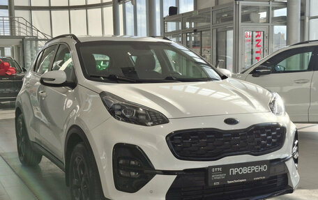 KIA Sportage IV рестайлинг, 2020 год, 3 260 000 рублей, 7 фотография