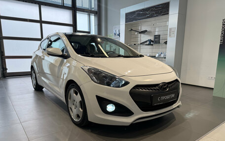 Hyundai i30 II рестайлинг, 2013 год, 750 000 рублей, 3 фотография