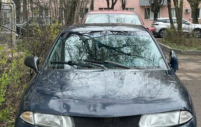 Mitsubishi Carisma I, 1998 год, 80 000 рублей, 1 фотография