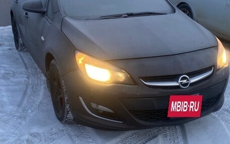 Opel Astra J, 2013 год, 950 000 рублей, 8 фотография