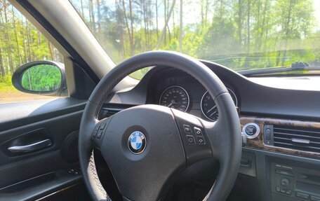 BMW 3 серия, 2005 год, 890 000 рублей, 16 фотография