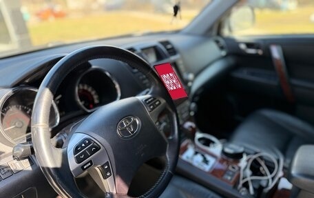 Toyota Highlander III, 2011 год, 1 940 000 рублей, 7 фотография