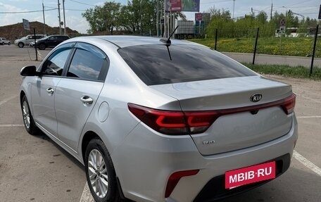 KIA Rio IV, 2018 год, 1 550 000 рублей, 3 фотография