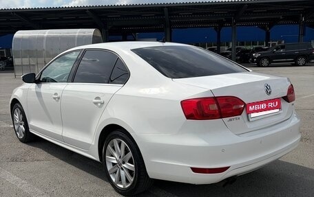 Volkswagen Jetta VI, 2011 год, 890 000 рублей, 9 фотография