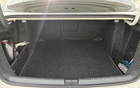 Volkswagen Jetta VI, 2011 год, 890 000 рублей, 24 фотография