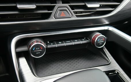 Geely Tugella FY11, 2024 год, 3 299 000 рублей, 24 фотография