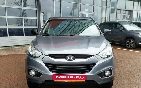 Hyundai ix35 I рестайлинг, 2013 год, 1 099 000 рублей, 2 фотография
