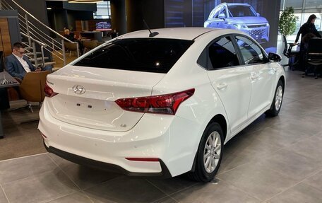 Hyundai Solaris II рестайлинг, 2018 год, 1 396 000 рублей, 7 фотография