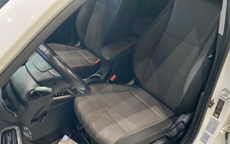 Hyundai Solaris II рестайлинг, 2018 год, 1 396 000 рублей, 13 фотография