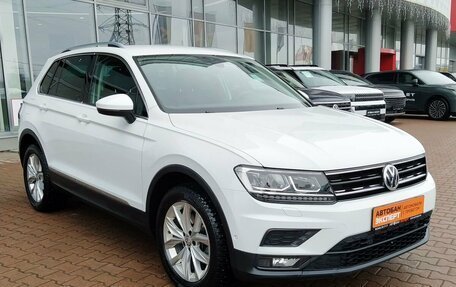 Volkswagen Tiguan II, 2019 год, 2 900 000 рублей, 4 фотография