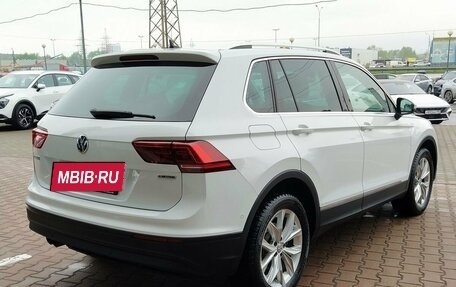 Volkswagen Tiguan II, 2019 год, 2 900 000 рублей, 3 фотография