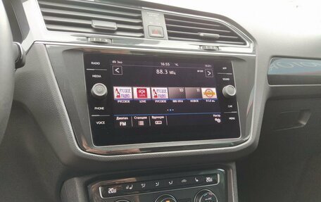 Volkswagen Tiguan II, 2019 год, 2 900 000 рублей, 16 фотография