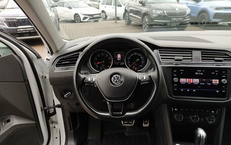 Volkswagen Tiguan II, 2019 год, 2 900 000 рублей, 26 фотография
