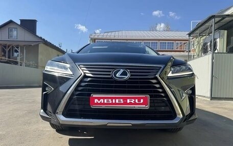 Lexus RX IV рестайлинг, 2018 год, 3 850 000 рублей, 9 фотография