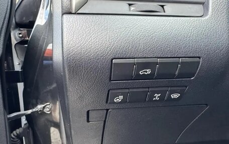 Lexus RX IV рестайлинг, 2018 год, 3 850 000 рублей, 18 фотография