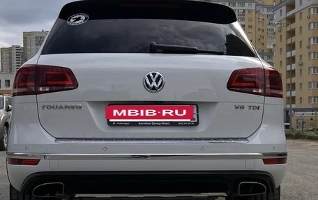 Volkswagen Touareg III, 2017 год, 4 090 000 рублей, 2 фотография