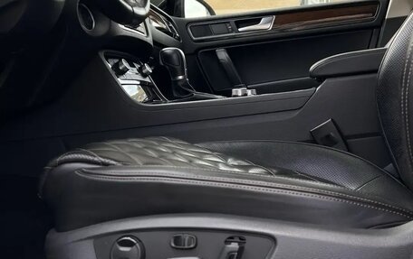 Volkswagen Touareg III, 2017 год, 4 090 000 рублей, 13 фотография