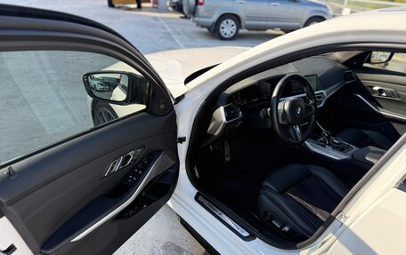 BMW 3 серия, 2020 год, 4 000 000 рублей, 16 фотография